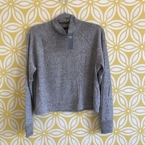 Abercrombie Mock Neck Long sleeve sweater top